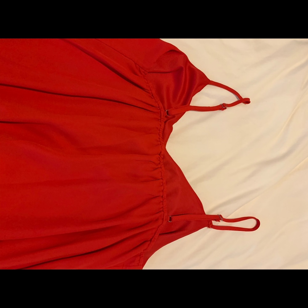 Red Dress - Picture 5 of 7